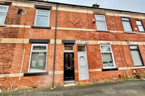 A most attractive two bedroom traditional mid terrace located in the heart of Failsworth. Boasting of TWO RECEPTION ROOMS, BRAND NEW FLOORING throughout along with a FRESHLY PAINTED INTERIOR, this hom