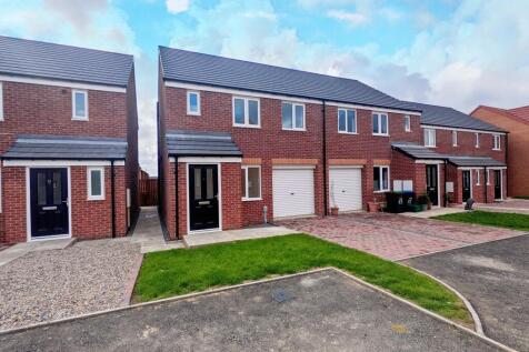 3 Bedroom Semi-Detached in DH6 5FJ