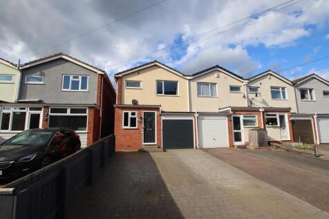 Front & Driveway.JPG