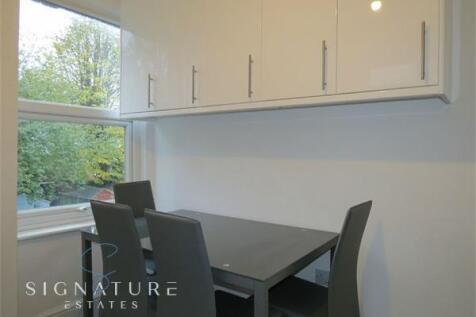 shared kitchen 2.jpg