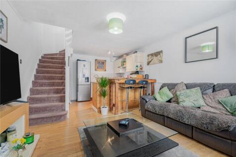 Living Room/Kitchen