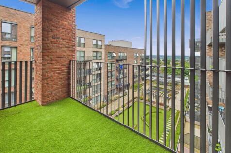 Balcony James Hillier Ewemove Bexley and Dartford