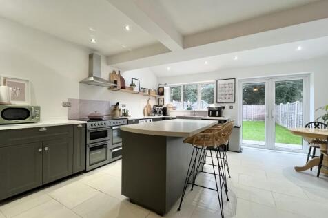 OPEN PLAN KITCHEN DINER