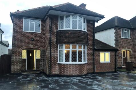 4 Bedroom House in SM2 7NQ