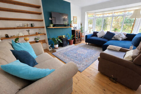 Lounge 1