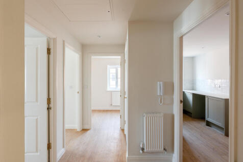 2 bed, 1 bath Flat in Bristol - Photo 15