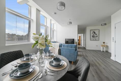 2 Bedroom Flat in PE2 9PL