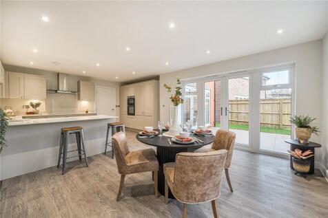 Kitchen/Dining