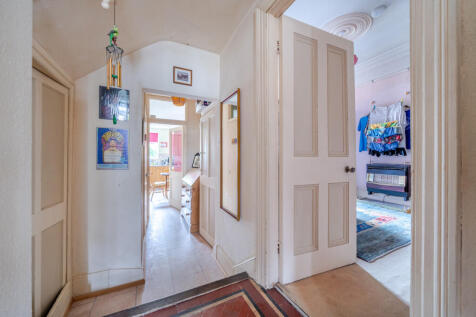 1348555-17-68b839...