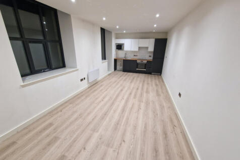 Living dining kitchen