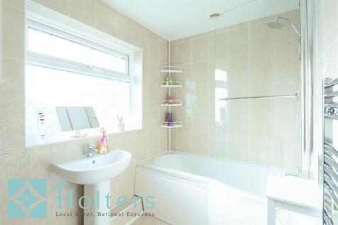 23 Underhill Crescent, Knighton-07.jpg