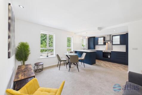 Living/Kitchen Space