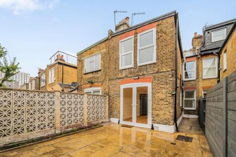 Ivy Crescent