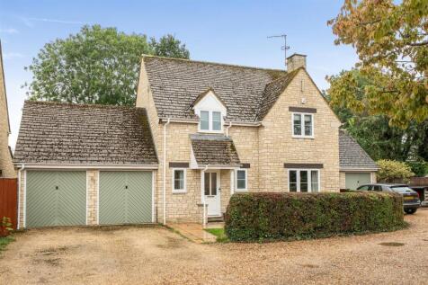 33 Littlebrook Meadow