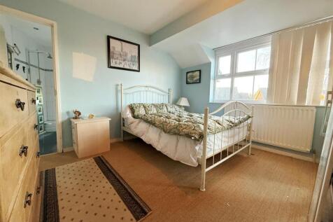 23 Mill Farm Close (14).jpeg