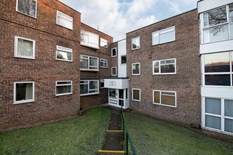 2 Bedroom Flat in M7 3BS