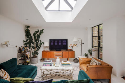 321766 - 2a Rudloe Road-24.jpeg