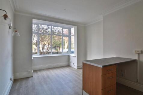 Living space 4.JPG