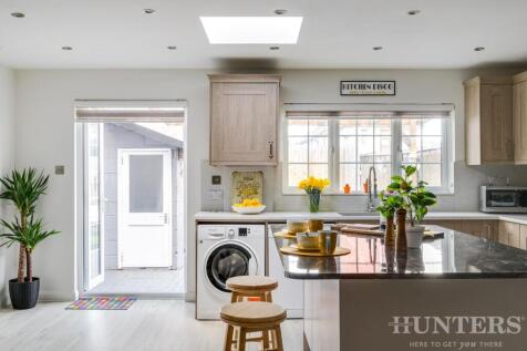 47 Brantwood Rd, London N17, UK-8.jpg