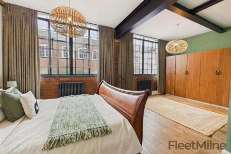 Main bedroom