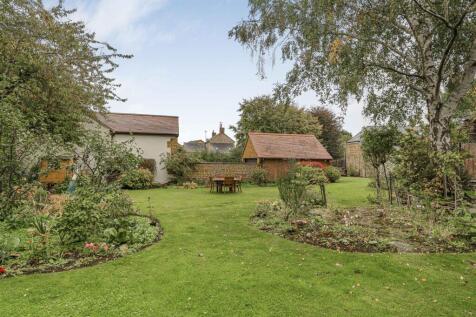 The Old House, Hannington