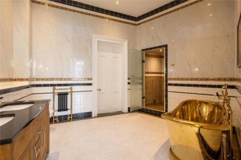 9 bed, 6 bath Terraced in Glasgow - Photo 36