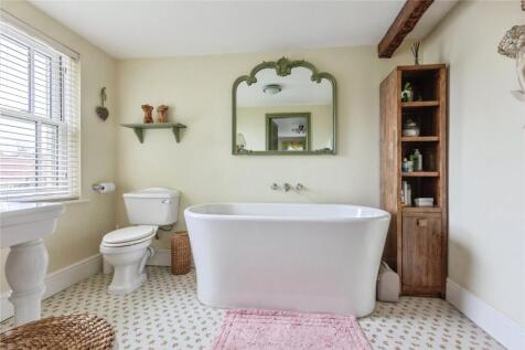 Ensuite To Bedroom 1