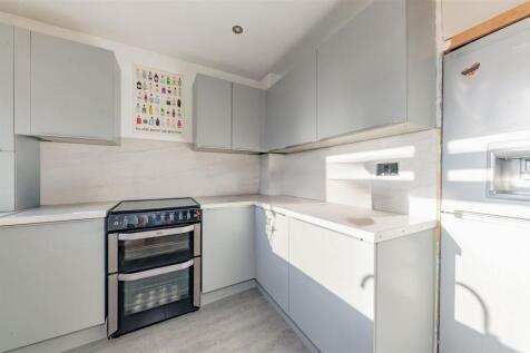 31 Millhall Crescent Dundee-12.JPG