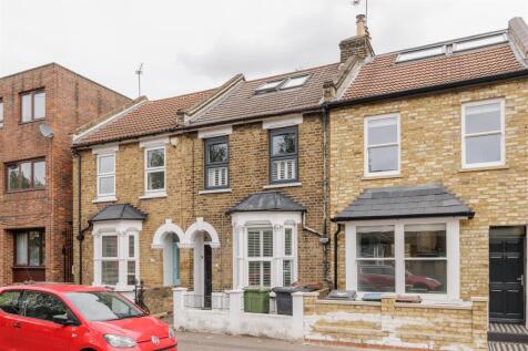 Odessa Road, E7