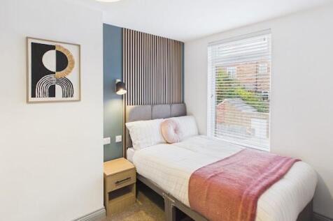 1 Bedroom House in DL1 5DY