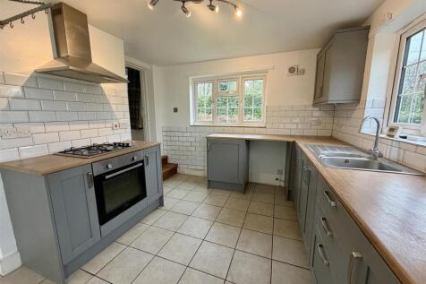 kitchen 2.jpeg