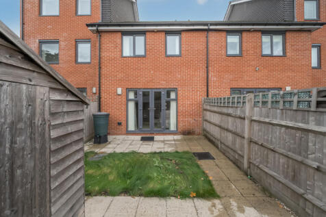 10-1372440-3-6903...