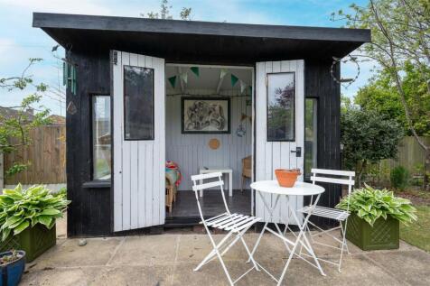 Summer house.jpg