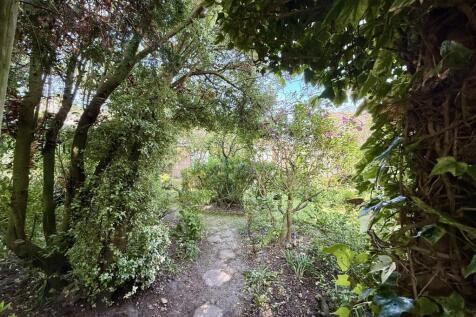 Rear Garden: