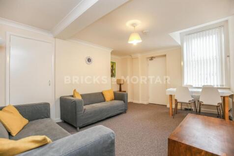 4 Bedroom Flat in NE6 5NL