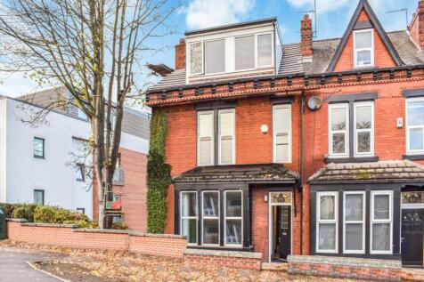 LETS LIVE LEEDS PRESENTS: 2 BEECHWOOD CRESCENT
BASEMENT ROOM 1 WITH ENSUITE AVAILABLE 12/08/2026!