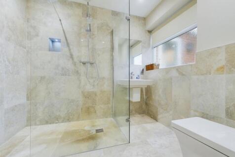 Bedroom One En-suite