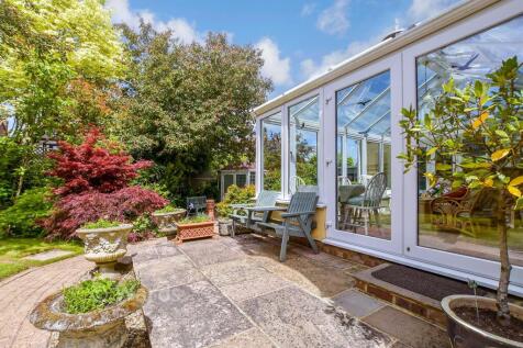 Patio / Decking