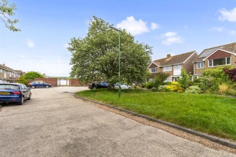 4 Priory Close-019.JPG
