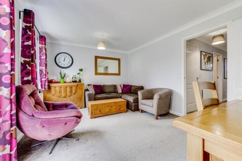 7 Shire Close, Kettering-11.jpg
