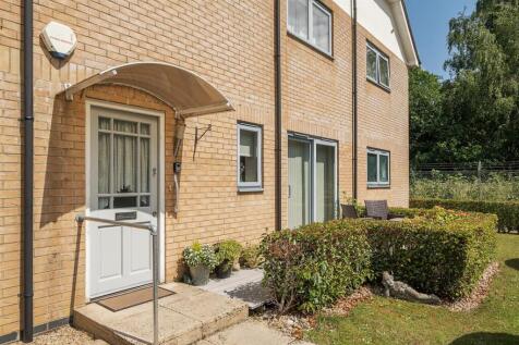 Southam Mews - Entrance.jpg