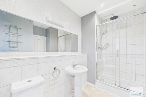 CAM03394G0-PR0411...