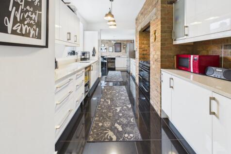 Kitchen/Break Room