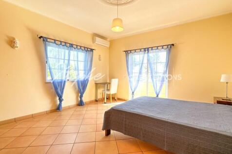 Vale Formoso 4 Bedroom Villa For Sale