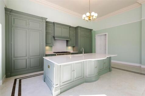9 bed, 6 bath Terraced in Glasgow - Photo 8