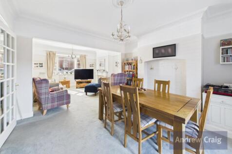 Open-Plan Lounge/Din