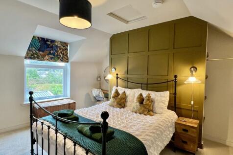 Apricity Cottage, 30c High Street, Kirkcudbright -