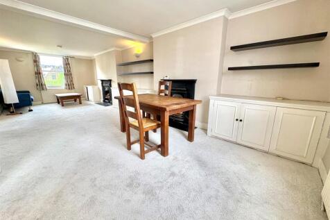 A spacious two-bedroom apartment ideally located moments from Chiswick Park. The property features an exceptionally large reception room leading to a separate fitted kitchen, creating an excellent spa
