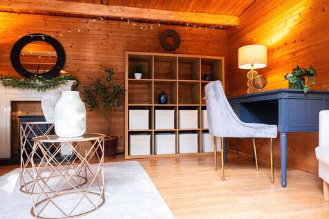 Log Cabin