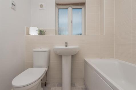 Family Bathroom / WC: